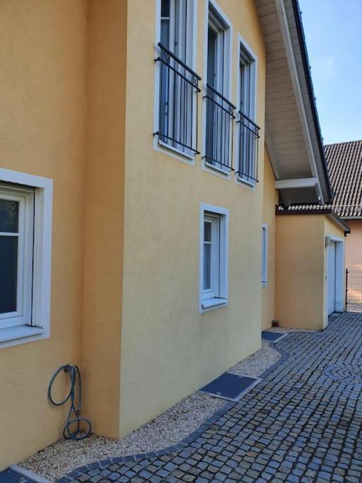 Phantastisches Haus Mit Pool Direkt In Muenchen Kültér fotó