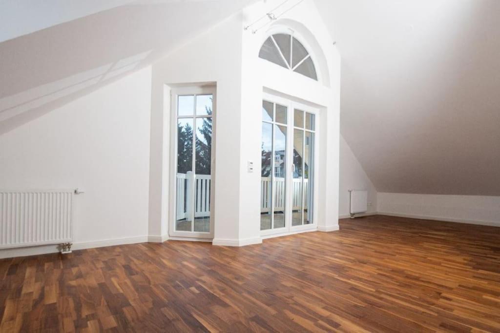 Phantastisches Haus Mit Pool Direkt In Muenchen Kültér fotó